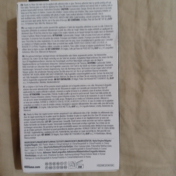 Kiss Nails Glow in the Dark Halloween Glue-on 7-day Wear Nails Medium Length New - Picture 3 of 5